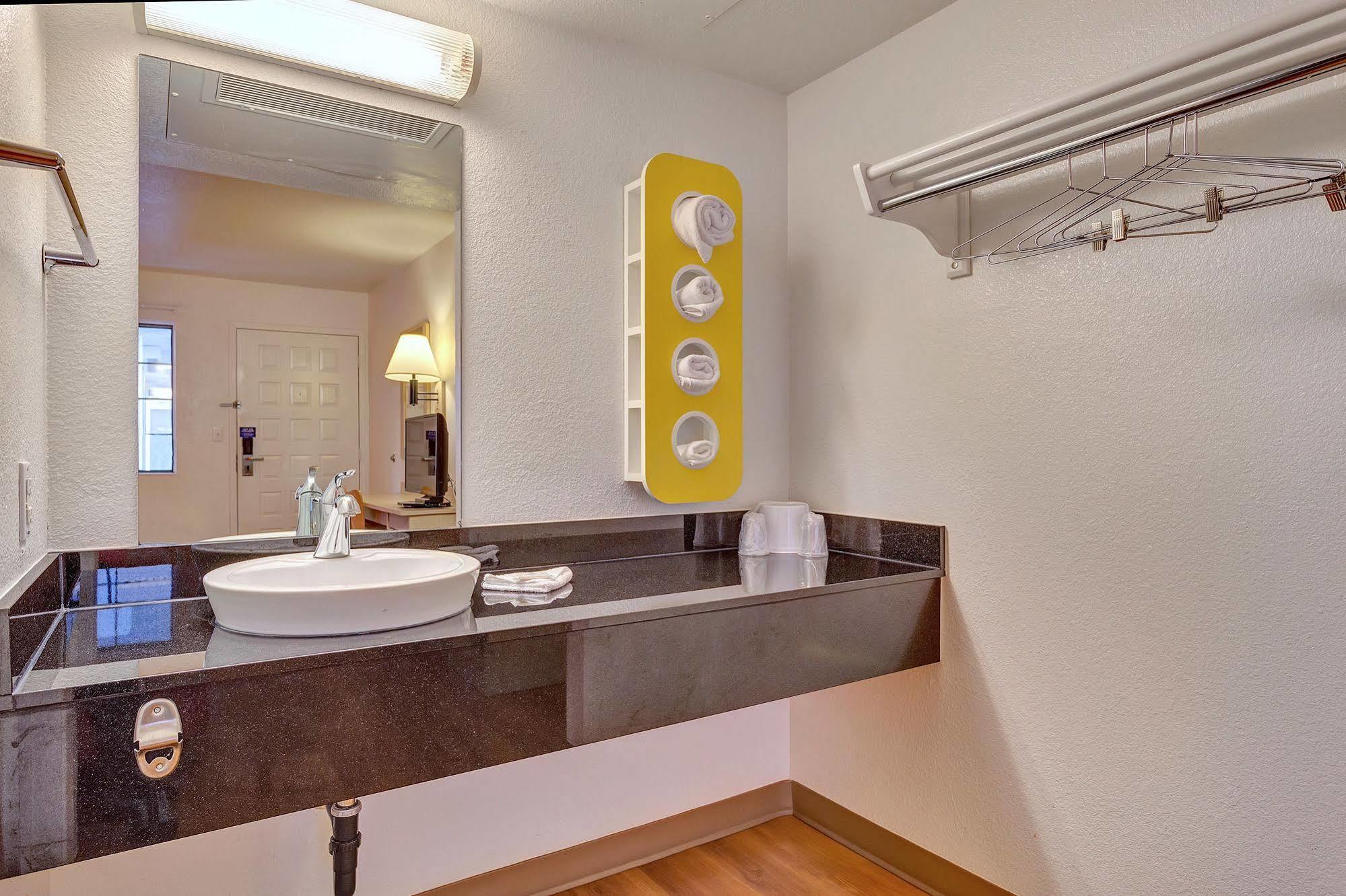 Motel 6-Santa Rosa, Ca - North المظهر الخارجي الصورة